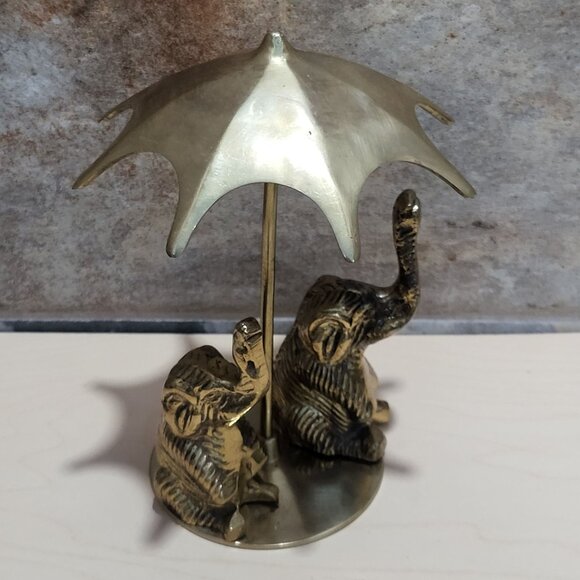 Vintage Two Elephants Trunks Raised  Under Umbrella Solid Brass Statue - Picture 5 of 12